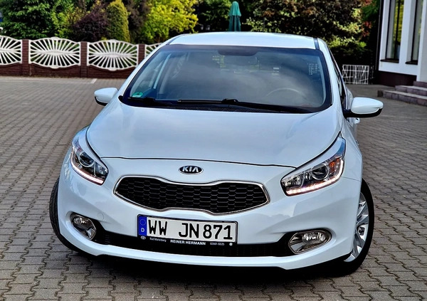 Kia Ceed cena 45800 przebieg: 60000, rok produkcji 2015 z Drawsko Pomorskie małe 781